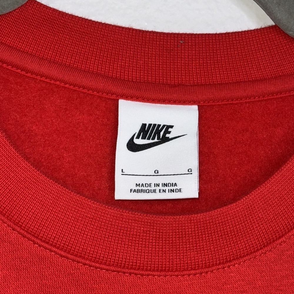 Nike Sportswear Club Fleece Sweatshirt Crewneck University Red Size Large EUC - Picture 3 of 4
